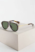 Load image into Gallery viewer, Oliver Tortoiseshell Aviator Sunglasses